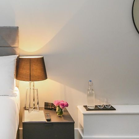 The Westerly London Exterior foto