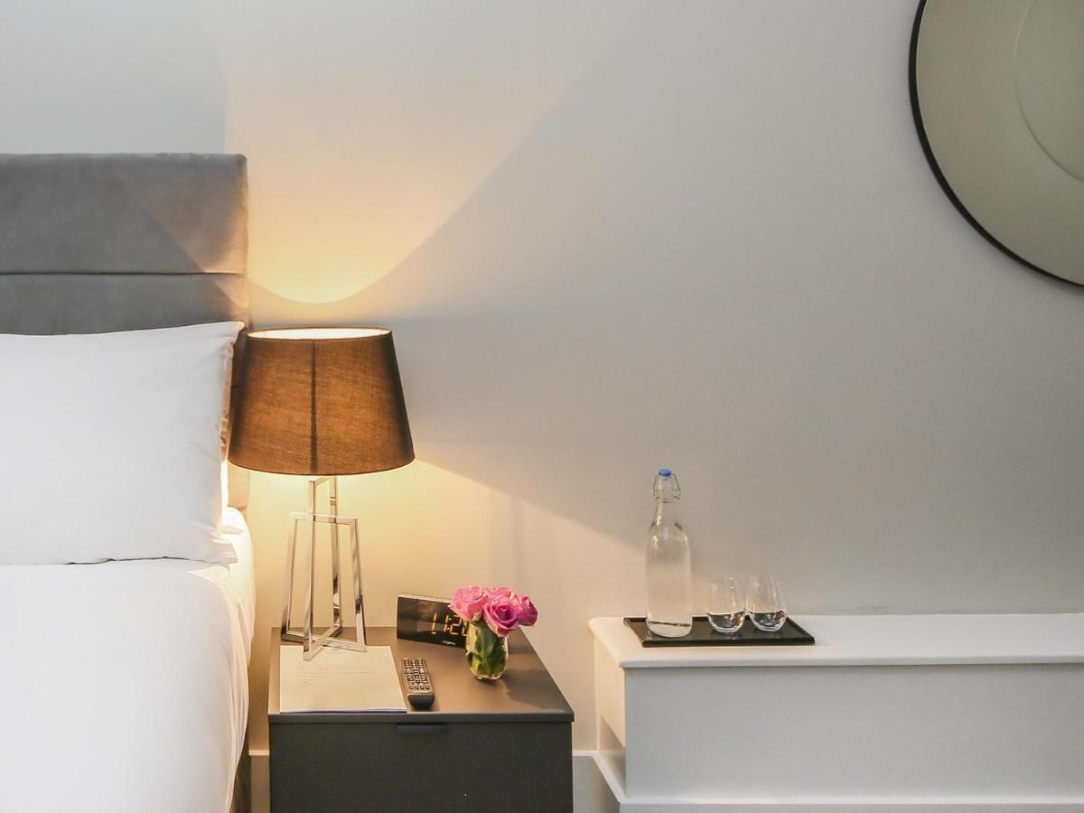 The Westerly London Exterior foto