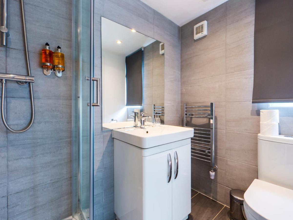 The Westerly London Exterior foto